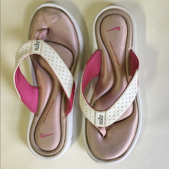 Nike Shoes - NIKE WOMENS Sandals❤️